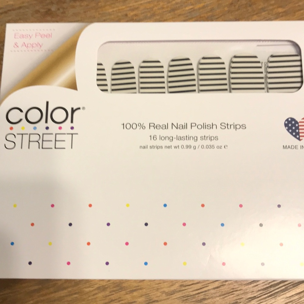 Color Street Between the Lines